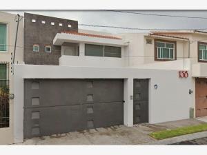 Casa en Colinas del Cimatario, Querétaro, Querétaro