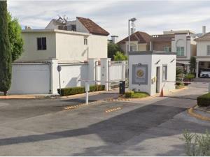 Casa en venta en Residencial Cumbres, Monterrey — foto 3 de 9
