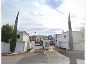 Casa en venta en Residencial Cumbres, Monterrey — foto 2 de 9