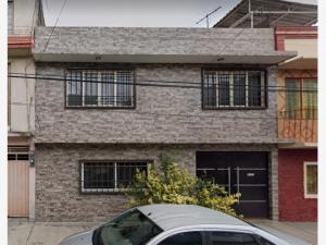 Casa en Metropolitana Tercera Sección, Nezahualcóyotl, México