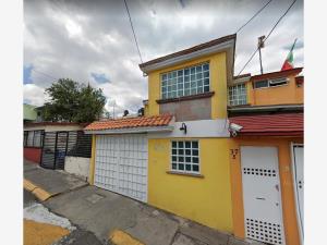 Casa en Loma de Canteras (Lomas de Cantera), Naucalpan de Juárez, México