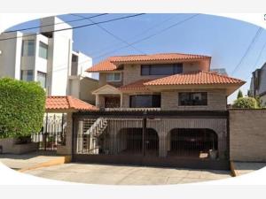 Casa en Ciudad Satelite, Naucalpan de Juárez, México