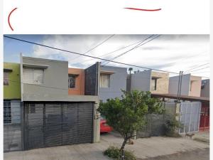 Casa en venta en Lomas de Zapopan, Zapopan — foto 3 de 10