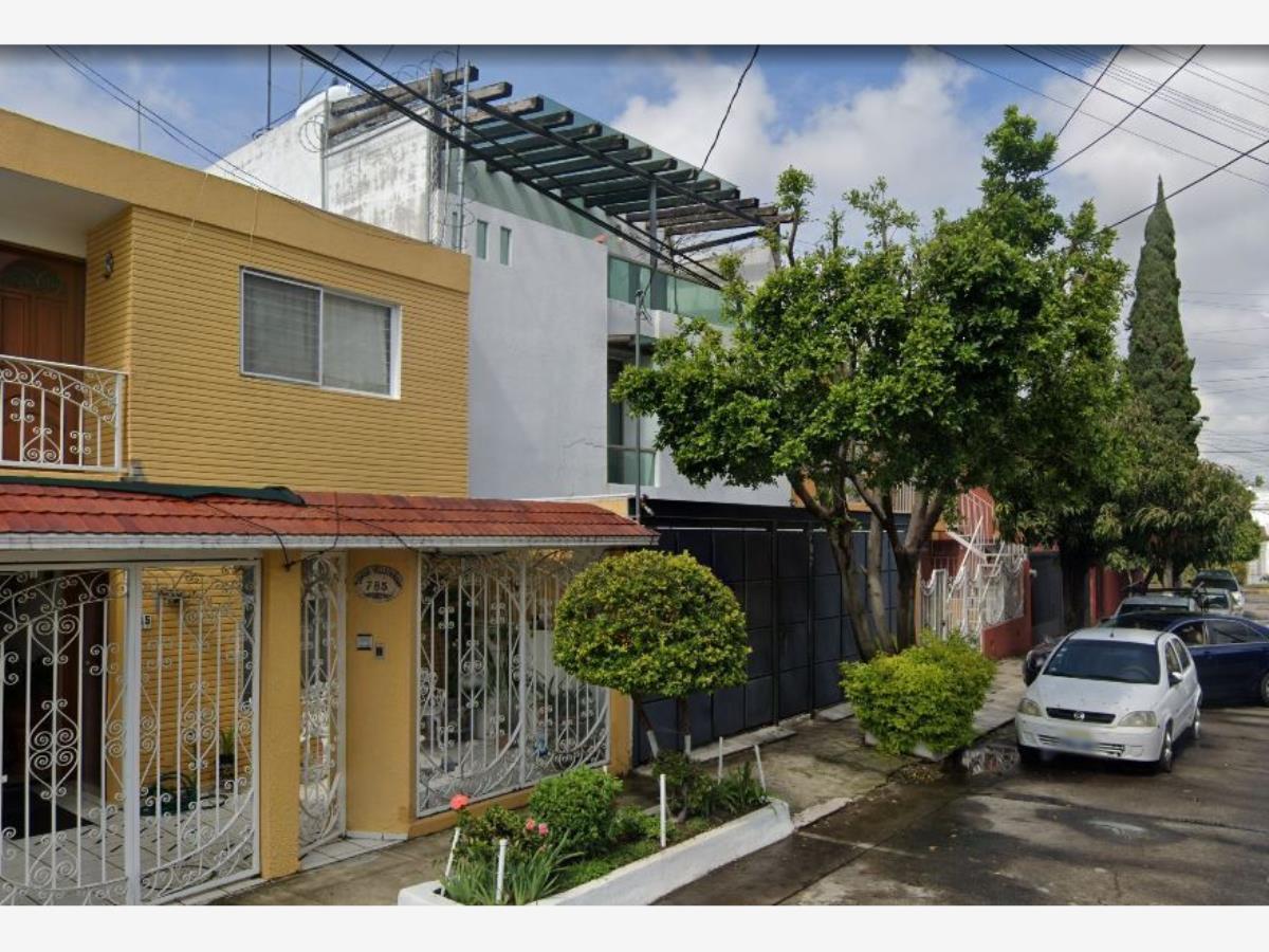 Casa en venta en Jardines Alcalde, Guadalajara — foto 1 de 14