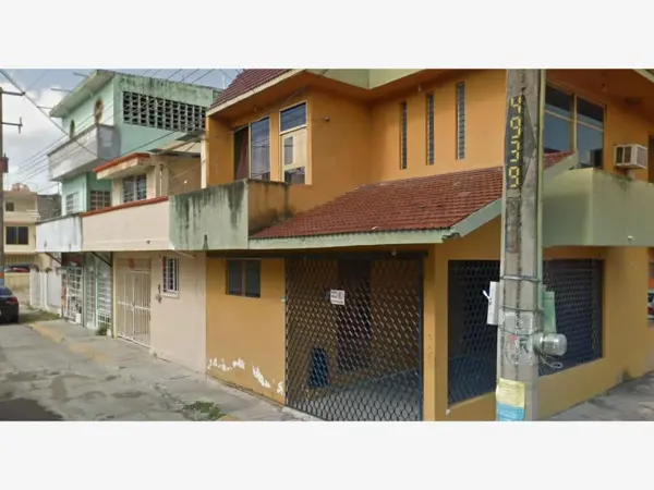 Casa en venta en Guayabal, Centro — foto 2 de 14