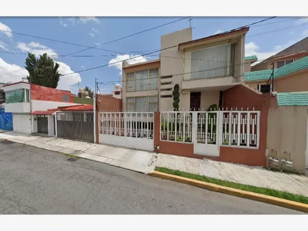 Casa en venta en Valle Don Camilo, Toluca — foto 2 de 15