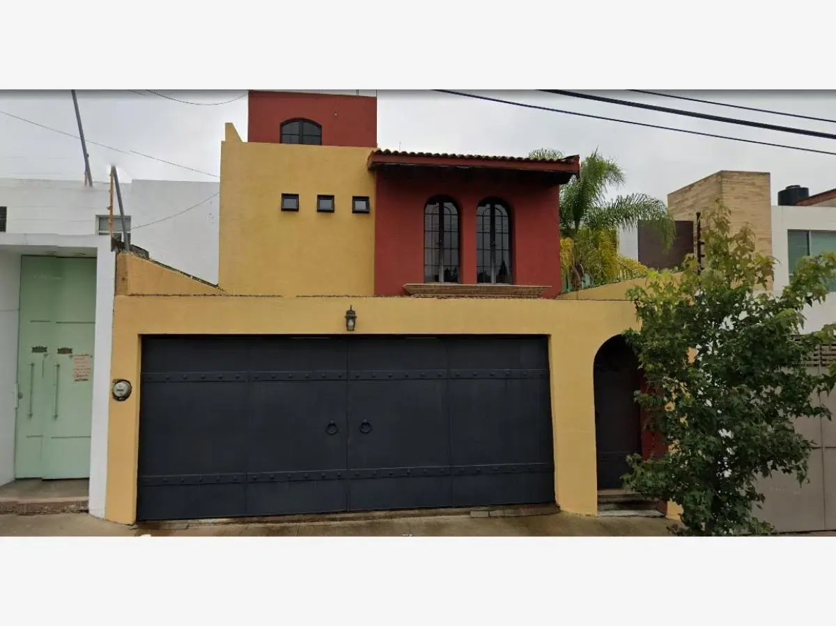 Casa en venta en Lomas de Santa Maria, Morelia — foto 1 de 12