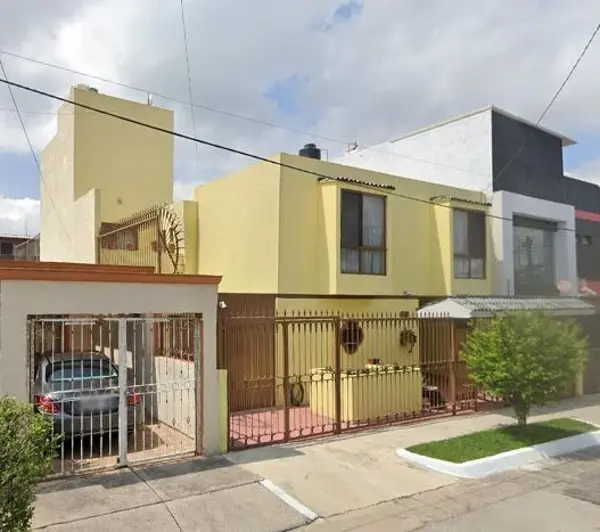 Casa en venta en Jardines del Country, Guadalajara — foto 2 de 13