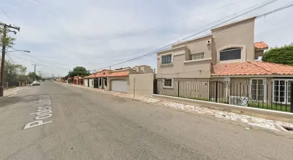 Casa en venta en Lázaro Cárdenas, Mexicali — foto 3 de 17