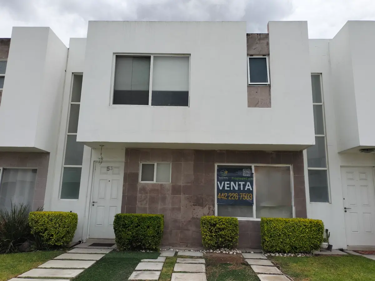 Casa en venta en Paseos del Bosque, Corregidora — foto 1 de 18