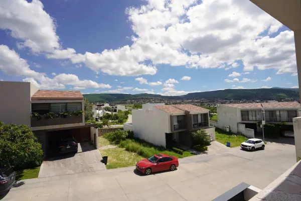 Casa en venta en El Molino Residencial y Golf, León — foto 2 de 23