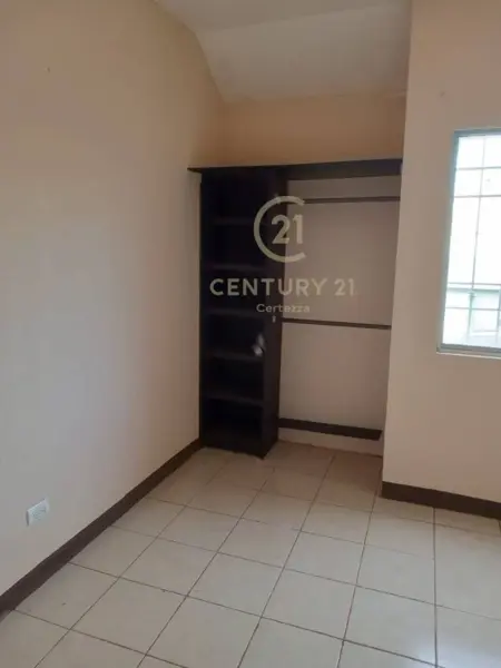 Casa en venta en Urbi Quinta del Cedro, Tijuana — foto 3 de 6