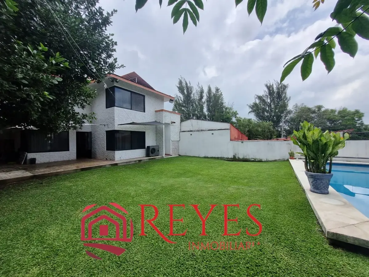 Casa en renta en Lomas de Cocoyoc, Atlatlahucan — foto 1 de 11