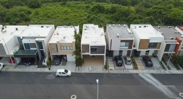 Casa en venta en Lomas de la Rioja, Alvarado — foto 3 de 30