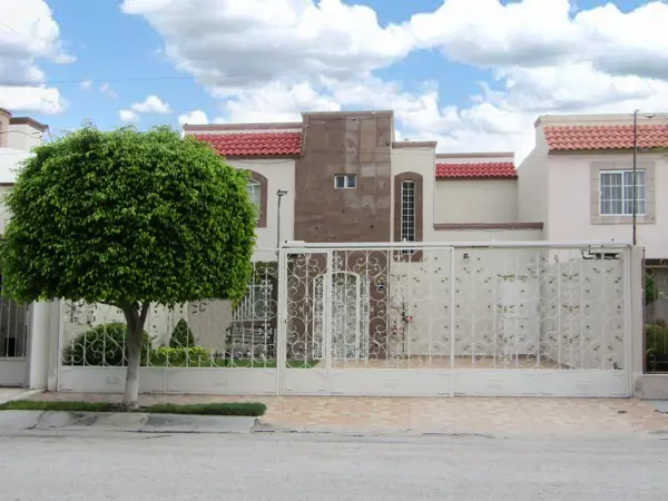 Casa en venta en Los Viñedos, Torreón, Coahuila de Zaragoza Casa en venta en Los Viñedos, Torreón, Coahuila de Zaragoza
