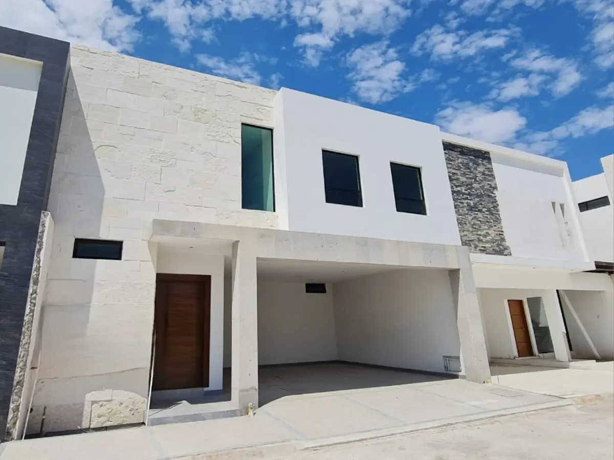 Casa en venta en Los Viñedos, Torreón — foto 1 de 17