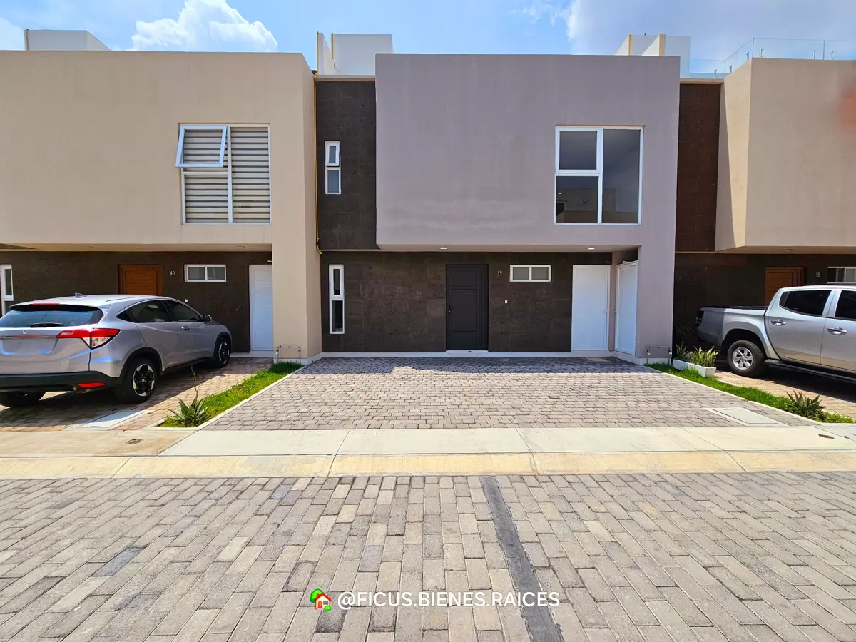 Casa en venta en San Jorge Pueblo Nuevo, Metepec — foto 1 de 65