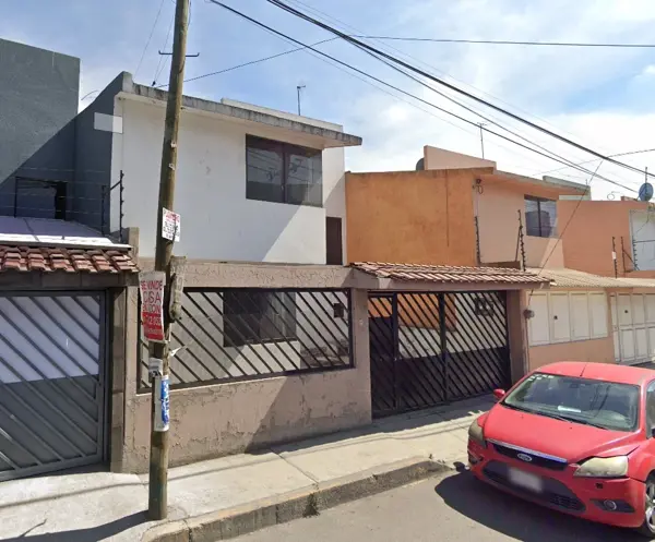 Casa en venta en San Lorenzo Tepaltitlán Centro, Toluca — foto 2 de 20