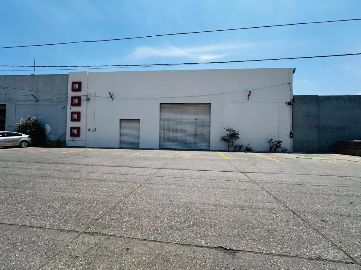 Bodega en renta en Tampico Altamira, Altamira — foto 1 de 12