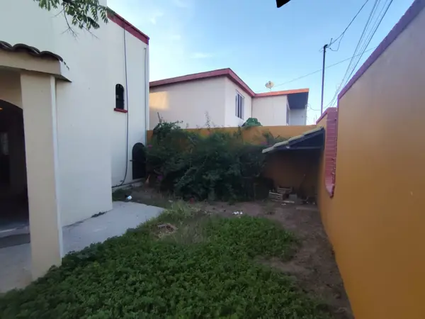 Casa en venta en Virreyes Residencial, Saltillo — foto 2 de 14
