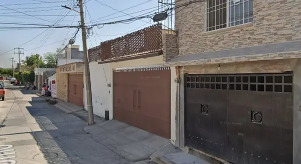 Casa en venta en Lazaro Cardenas, Jiutepec — foto 2 de 7
