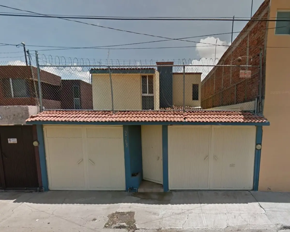 Casa en venta en Los Álamos (Rincón de Patiño), León — foto 1 de 12