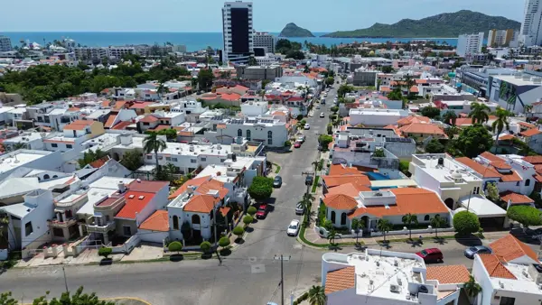 Casa en venta en Lomas de Mazatlan, Mazatlán — foto 2 de 43