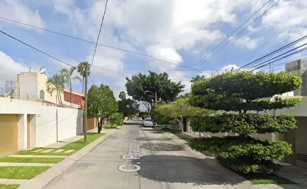 Casa en venta en Prados Tepeyac, Zapopan — foto 2 de 13