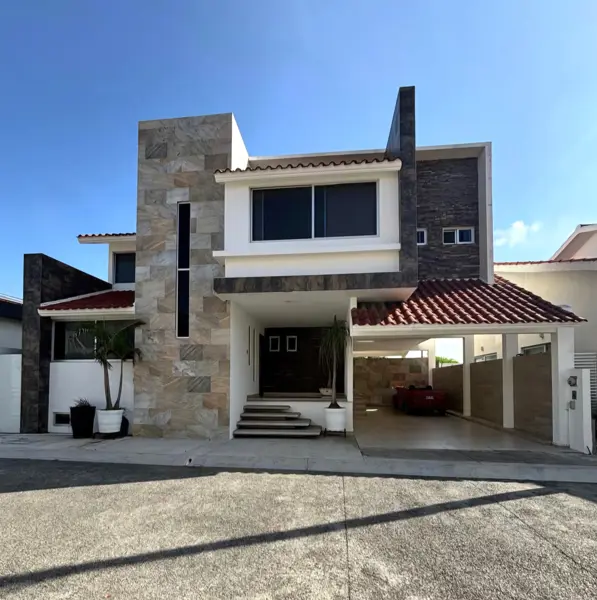 Casa en venta en El Sendero Residencial, Alvarado — foto 2 de 15