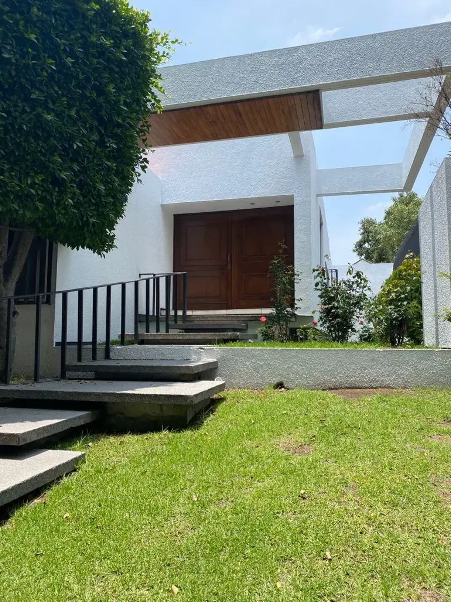Casa en renta en Bosque de las Lomas, Miguel Hidalgo — foto 1 de 23