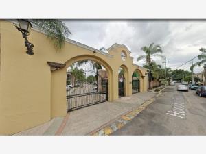 Casa en venta en Vigusa, Zapopan — foto 2 de 13