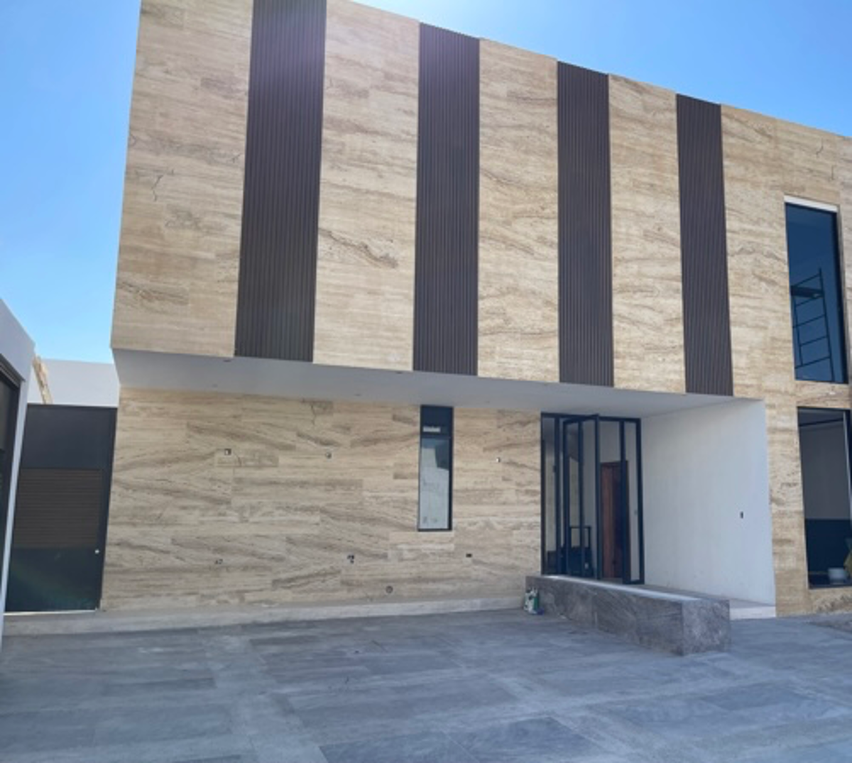 Casa en venta en Real del Nogalar, Torreón — foto 1 de 31