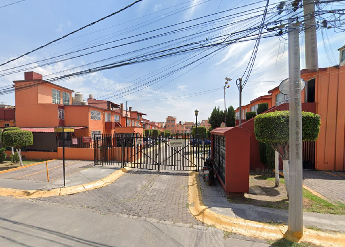 Casa en venta en Valle del Tenayo, Tlalnepantla de Baz — foto 1 de 15