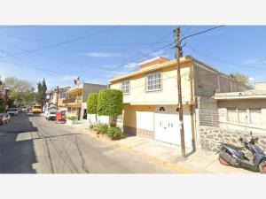 Casa en venta en Viveros de Xalostoc, Ecatepec de Morelos — foto 2 de 9