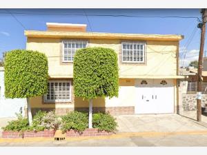 Casa en Viveros de Xalostoc, Ecatepec de Morelos, México