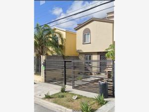 Casa en venta en Las Fuentes Sección Lomas, Reynosa — foto 3 de 12