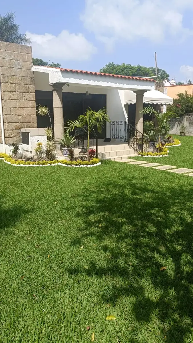 Casa en renta en Las Fincas, Jiutepec — foto 1 de 36