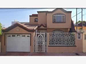 Casa en venta en Playas de Tijuana Sección Costa Azul, Tijuana, Baja California