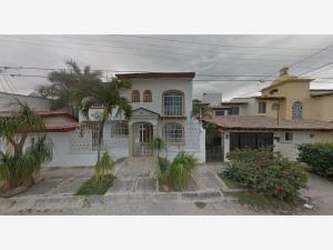 Casa en venta en Diaz Ordaz, Puerto Vallarta — foto 2 de 12