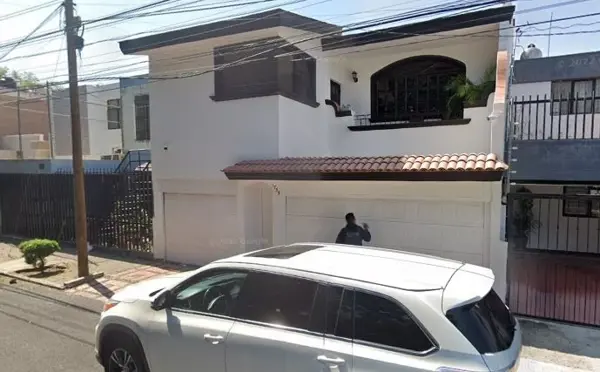 Casa en venta en Las Aguilas, Zapopan — foto 3 de 8