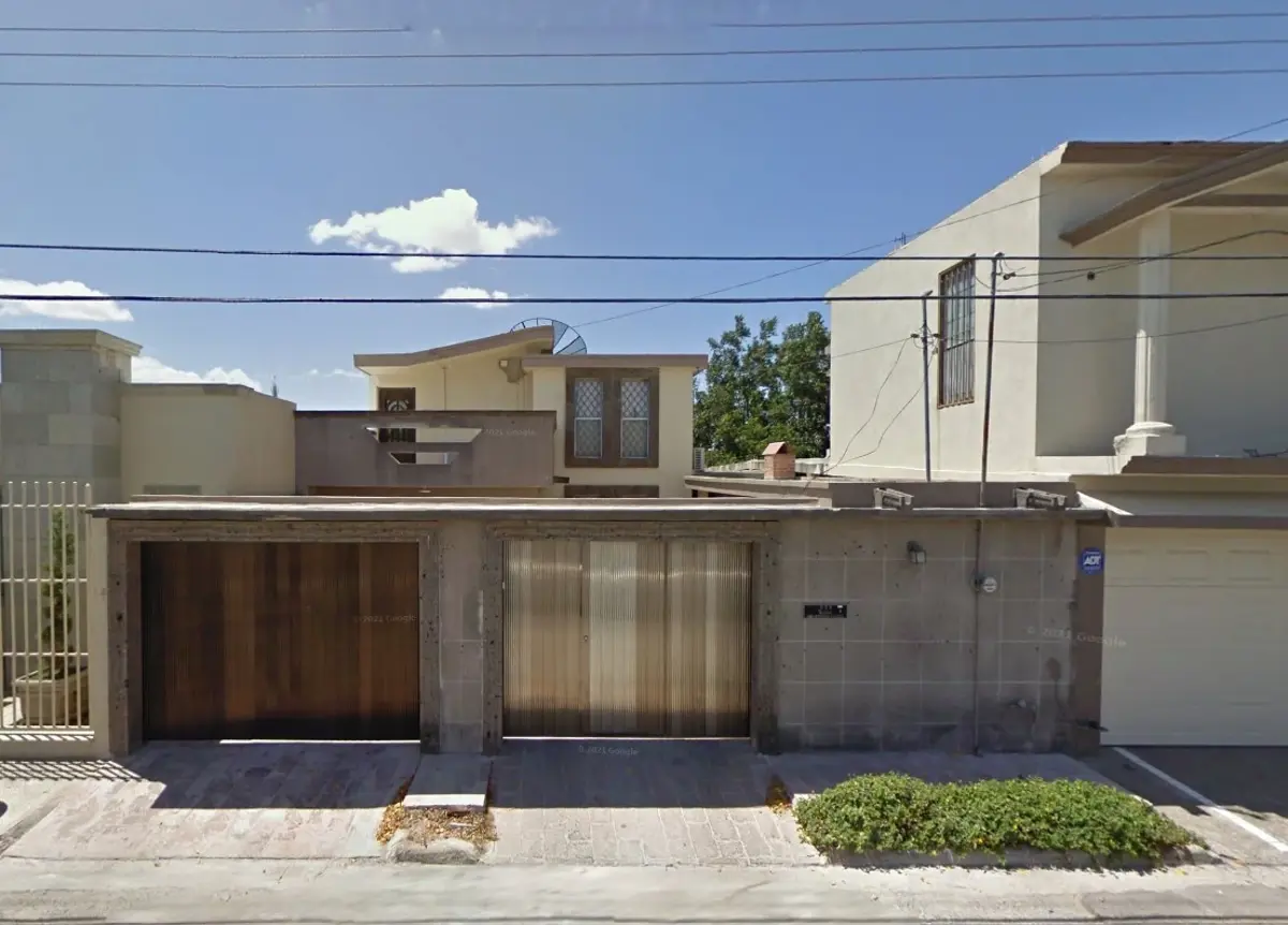 Casa en venta en Valle Dorado, Reynosa — foto 1 de 11