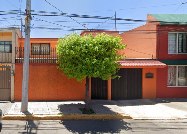 Casa en venta en Siete Maravillas, Gustavo A. Madero, Ciudad de México Casa en venta en Siete Maravillas, Gustavo A. Madero, Ciudad de México