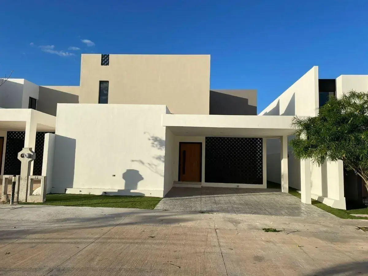 Casa en renta en Villas Cholul, Mérida — foto 1 de 18