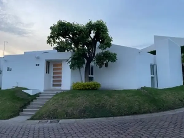 Casa en venta en Colinas de Santa Fe, Xochitepec, Morelos Casa en venta en Colinas de Santa Fe, Xochitepec, Morelos