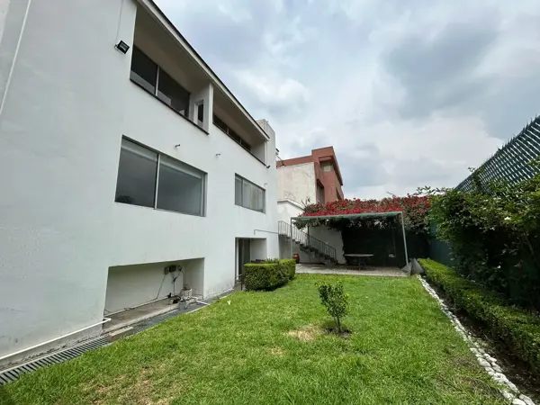 Casa en venta en La Herradura, Huixquilucan — foto 2 de 35