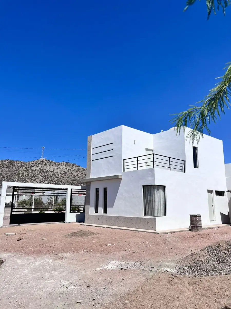 Casa en venta en Bahia de Kino Centro, Hermosillo — foto 1 de 13