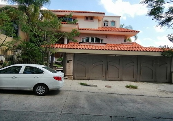 Casa en Bugambilias, Zapopan, Jalisco