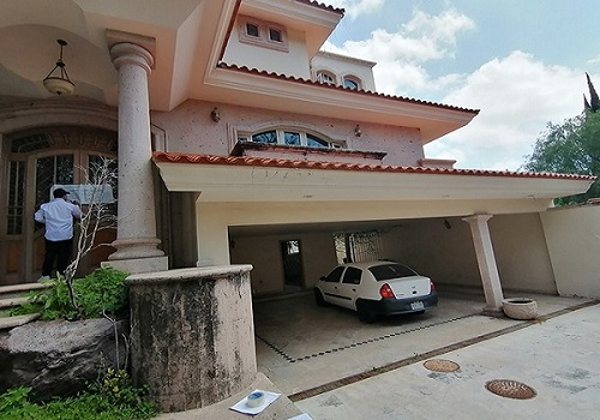 Casa en venta en Bugambilias, Zapopan — foto 2 de 4