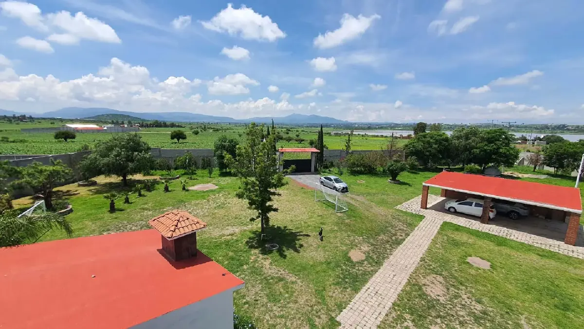 Casa en venta en Presa de Bravo, Corregidora — foto 1 de 54