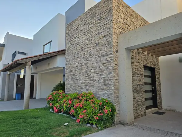 Casa en renta en Las Villas, Torreón — foto 3 de 37